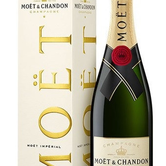 Moet Chandon Rose Champagne