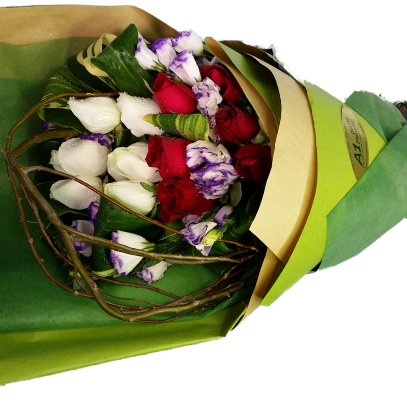 Romantic Dual Tones Roses Bouquet