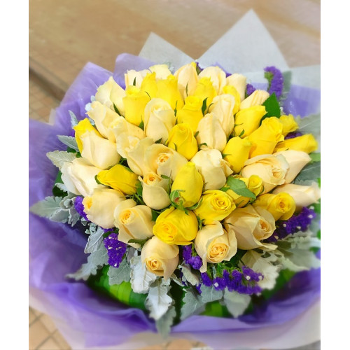 50 Stems Mix Color Roses Bouquet
