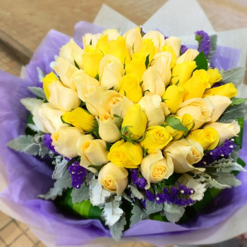 50 Stems Mix Color Roses Bouquet