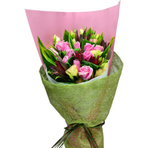 YYC Direct Flowers Sleeping Queen Pink Roses Bouquet