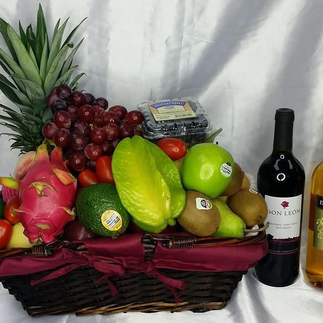 Mid Autumn Festival Fruits Hamper with Red and White Wine
