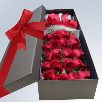 20 Stems Red Rose in Gift Box