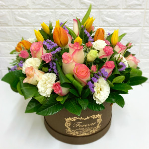 Pink Rose with Mix Color of Tulips in a Round Shape Gift Box