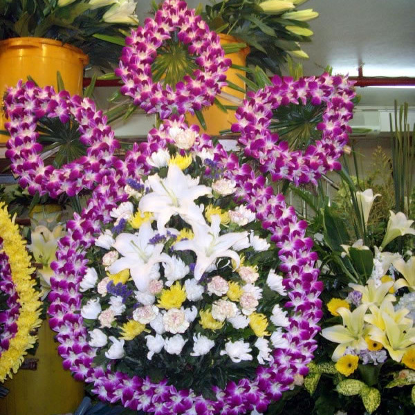 Timeless Sympathy Serenity Arrangement